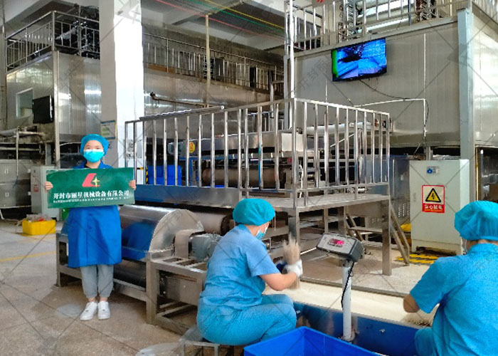 粉條機(jī)生產(chǎn)粉條時(shí)，如何保證粉條口感勁道？